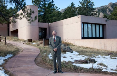 Rick Anthes in front of the Fleischmann Building, October 2010